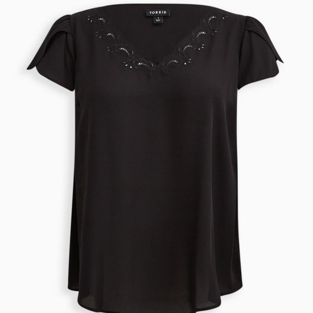 Torrid Georgette Embroidered Tulip Sleeve Blouse Size 4X